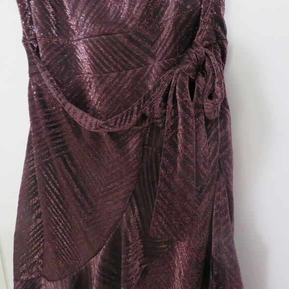 Lulus Womens Sz S Purple Metallic Party Babe One Shoulder Wrap Mini Dress - Picture 4 of 8